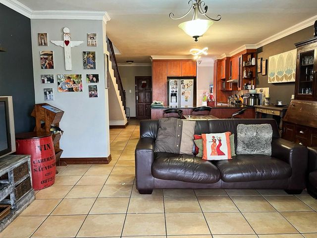 3 Bedroom Property for Sale in Melodie North West